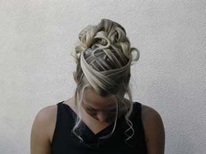 coiffure-mariee-cheveux-court-2012.jpg