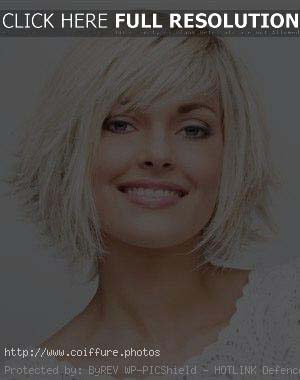 coiffure-volume-femme-visage-long.jpg