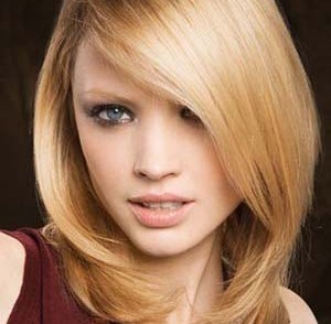 coupe-cheveux-mi-long-femme-visage-carre.jpg