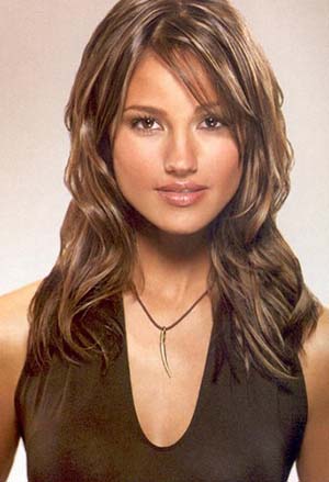 coupe-de-cheveux-tendance-2013-pour-visage-rond.jpg