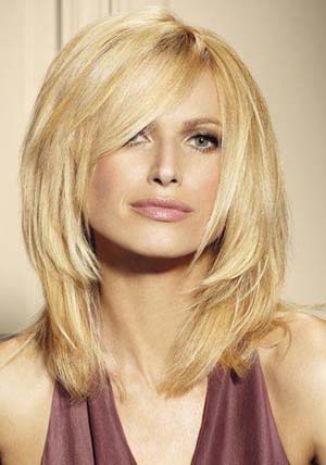 coupe-femme-blonde-cheveux-fins.jpg