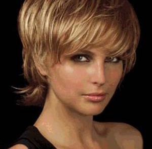 coupe cheveux femme carre court degrade